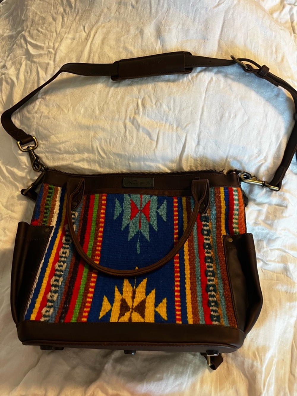 Nena & Co Handcrafted Mexican Wool and Leather Medium Day Bag - Picture 9 of 9